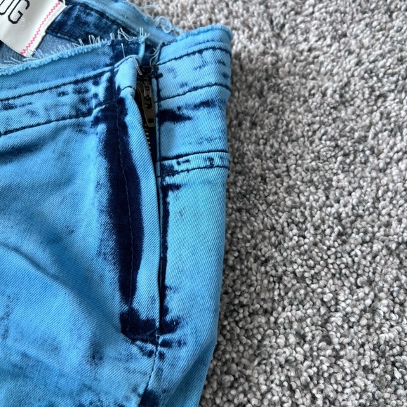 BDG Urban Outfitters Ruched Dipped V Flare Low Jeans Side Zip Women’s Size 26 - Picture 5 of 13